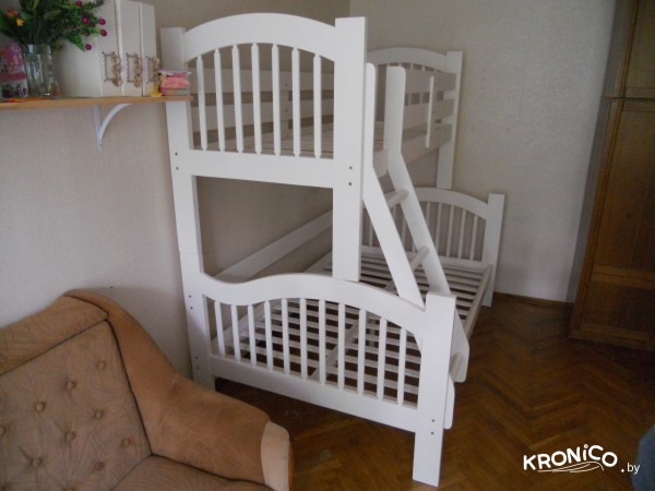 Кровать двухъярусная 