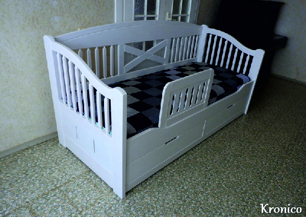 Диван-кровать KRONICO