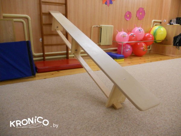 Гимнастическая скамейка 