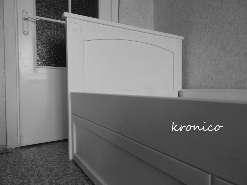 Кровать KRONICO 