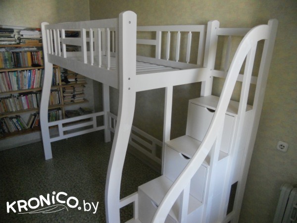 Кровать двухъярусная 