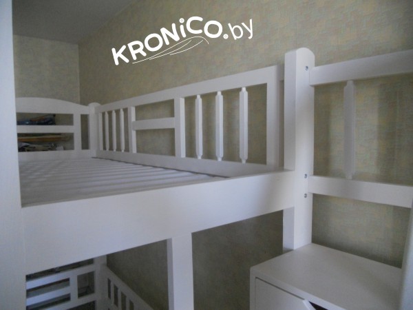 Кровать двухъярусная 