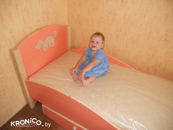 Подростковая кровать KRONICO 