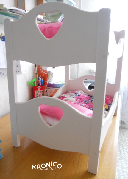 Кровать для кукол KRONICO 