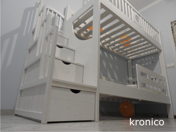 Кровать двухъярусная 